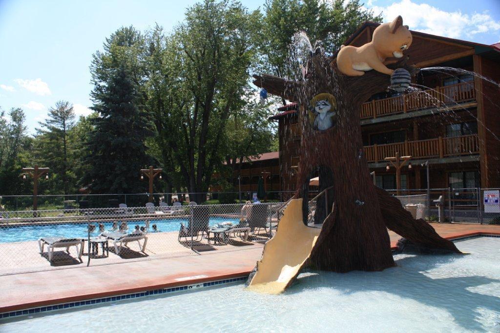 Meadowbrook Resort Уисконсин Делс Екстериор снимка