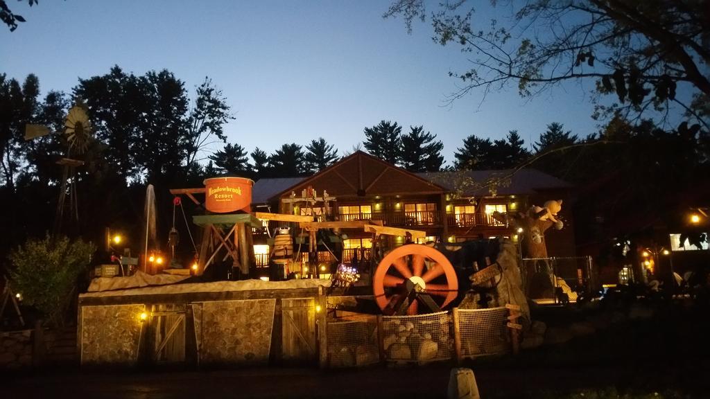 Meadowbrook Resort Уисконсин Делс Екстериор снимка