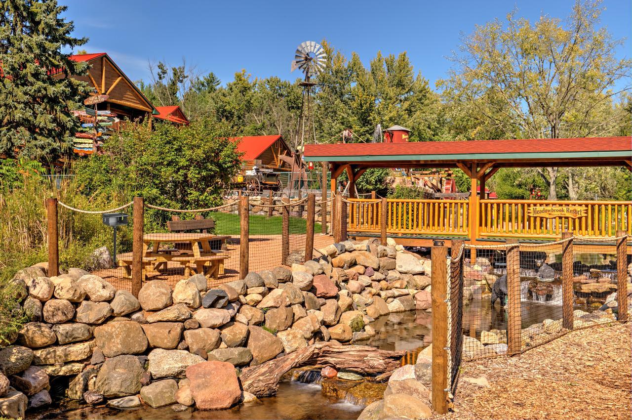Meadowbrook Resort Уисконсин Делс Екстериор снимка